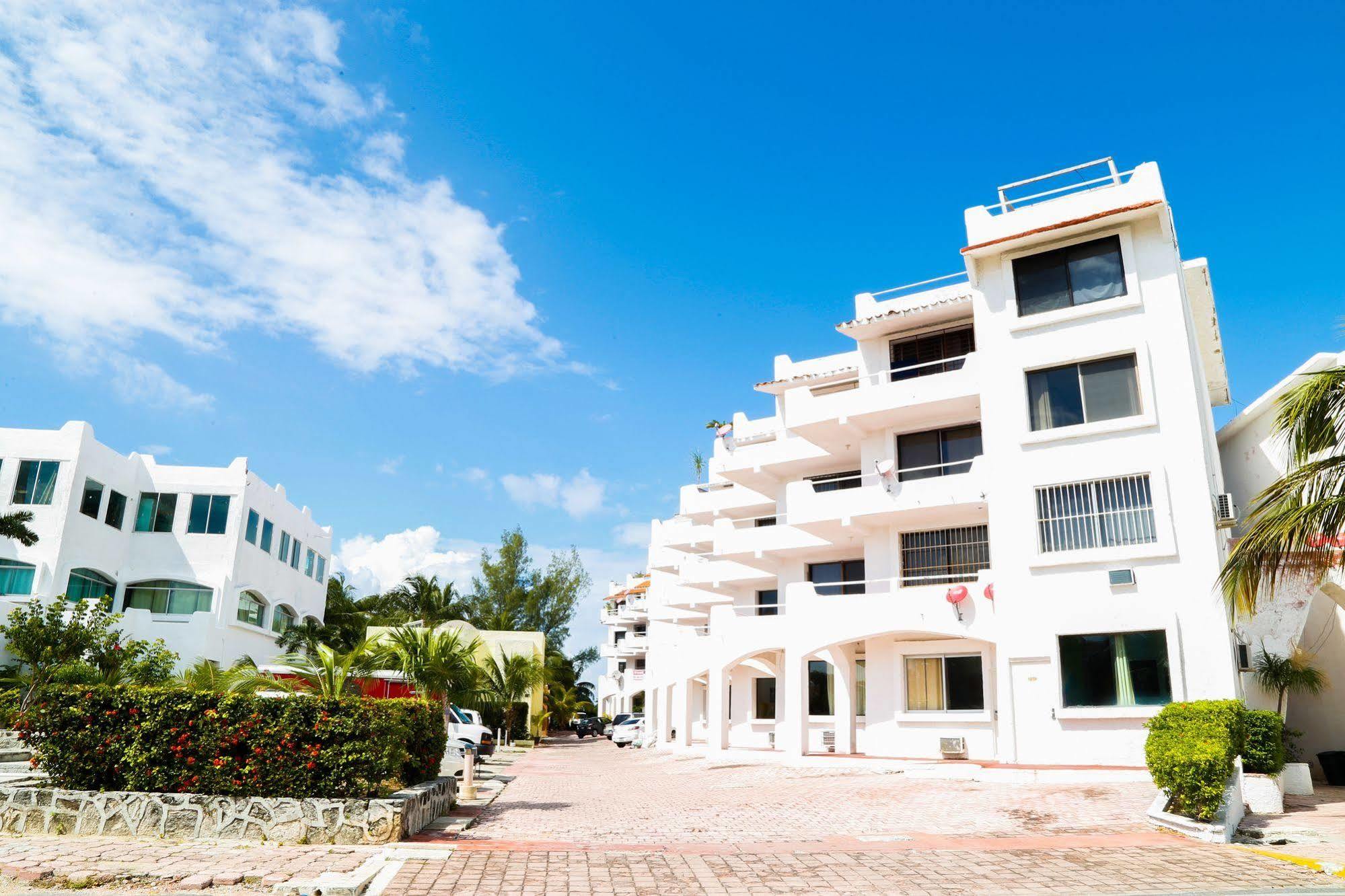 Hostel Natura Cancun Bagian luar foto